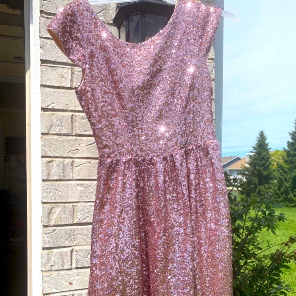 Windsor sequence homecoming dress